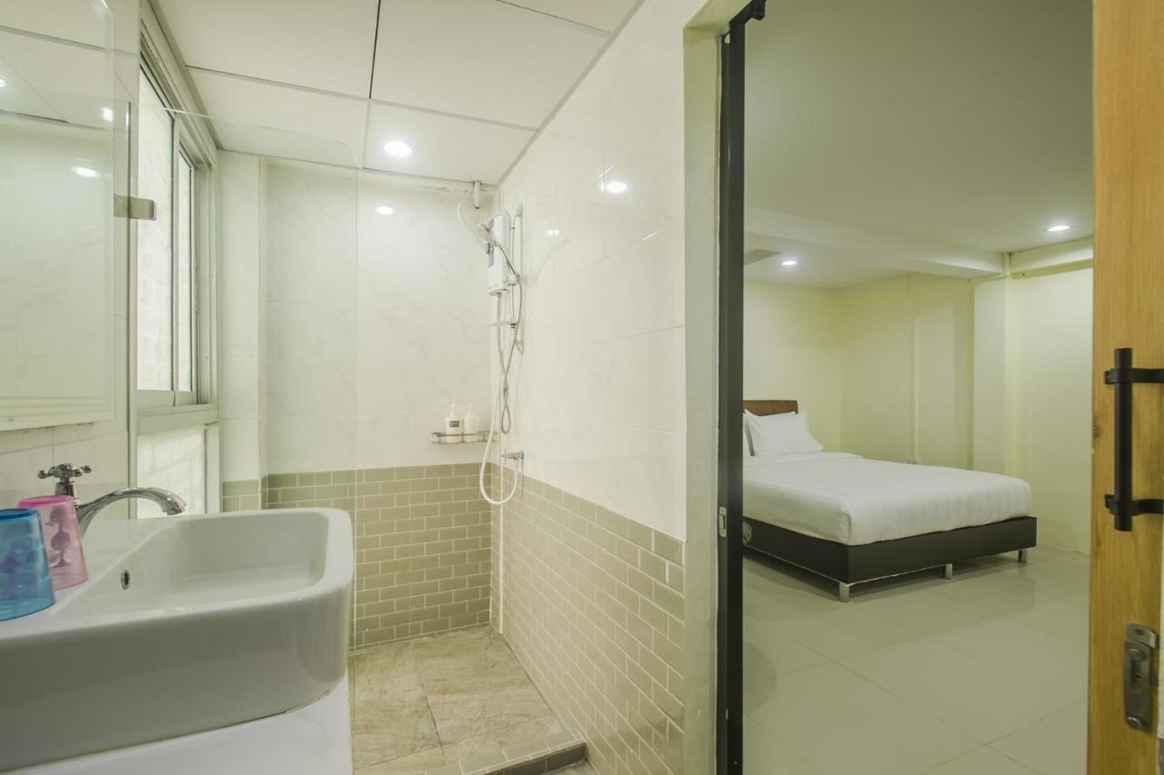 Petchsiri Room เพชรสิริรูม Ban Sai Mai Exterior photo